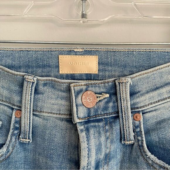 MOTHER High Waisted Rider Skimp Straight Leg Distressed Denim Jeans in Dreamer - Picture 4 of 12